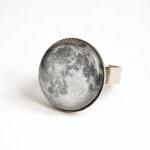 Moon adjustable ring with glass cabochon
