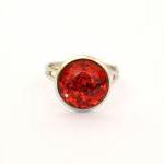 Sparkling red ring - glass ..