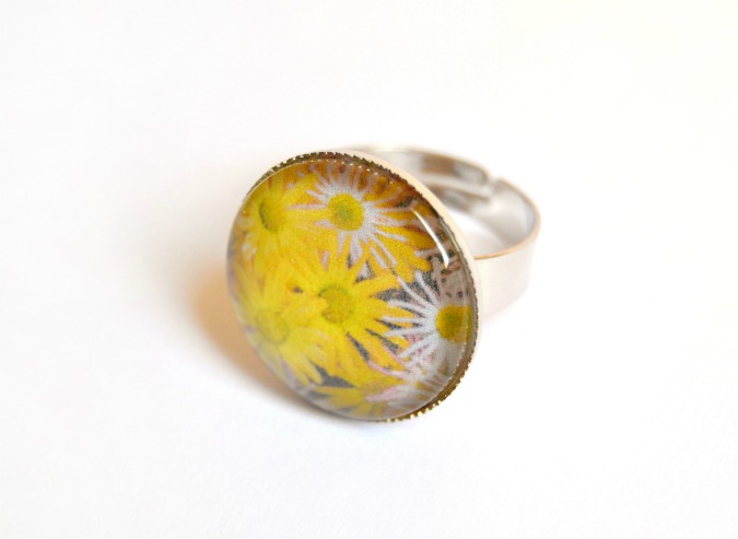 Yellow flowers adjustable ring with glass cabochon