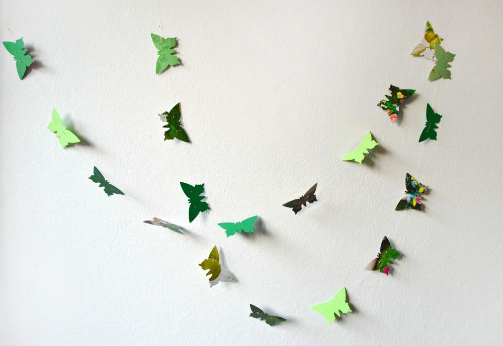 Green paper butterflies garland - wall decor